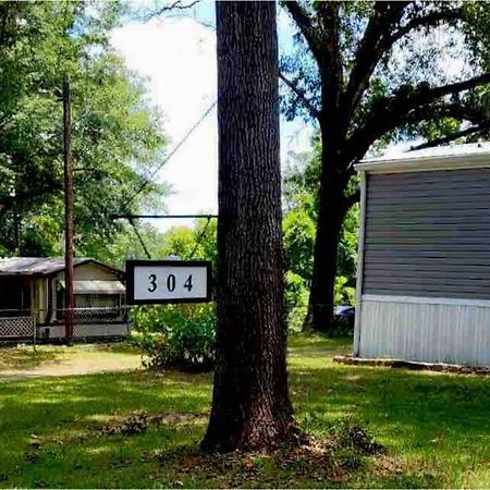 Вілла Fishermans Retreat With Patio At Lake Sam Rayburn Brookeland Екстер'єр фото